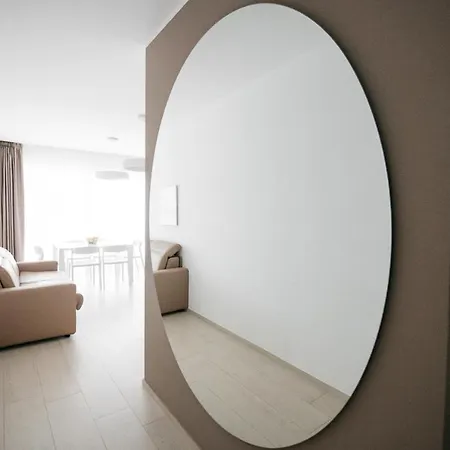 Diana - Minerva Luxury By Holidays *